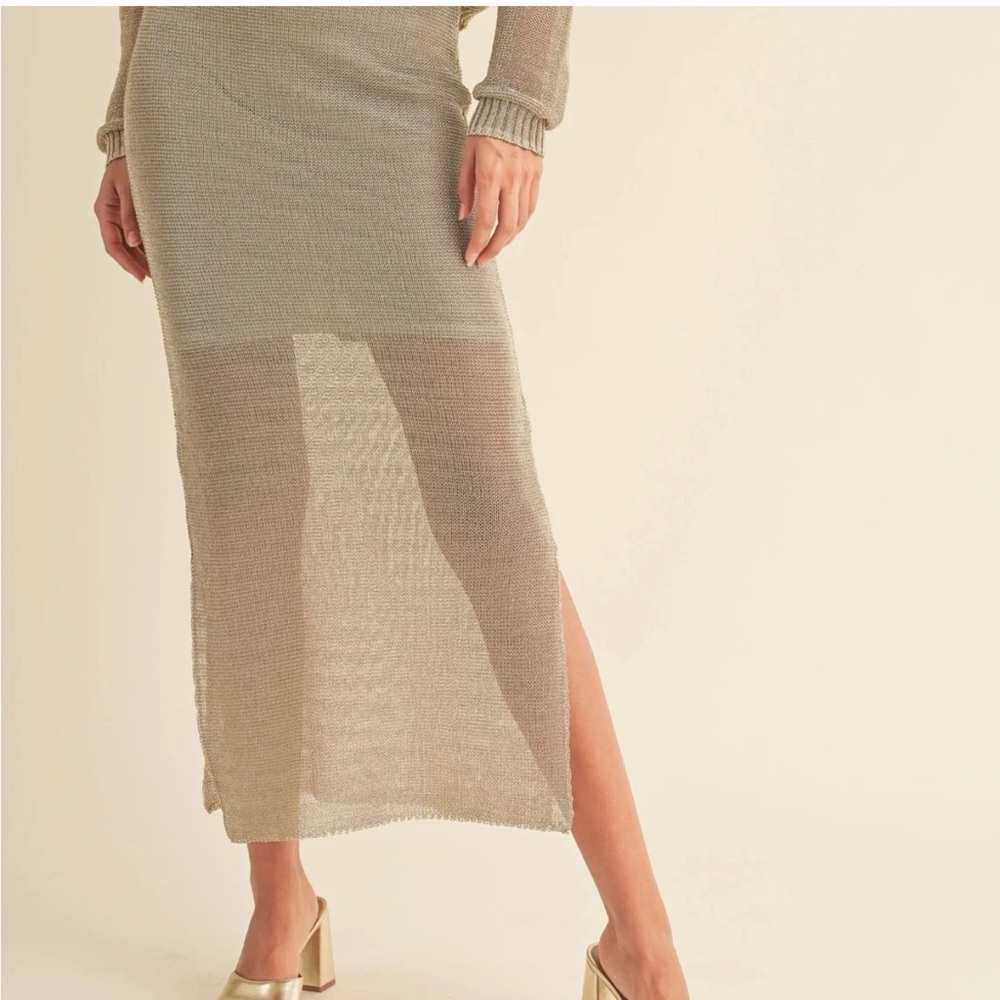 🆕Miou Muse Sheer Knit Maxi Skirt – Resort-Ready & On-Trend Size S